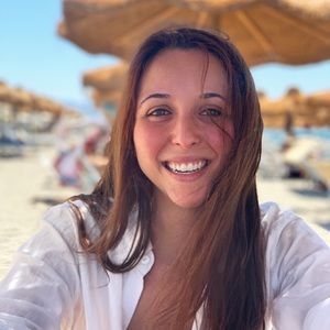 Meet your Posher, Quinn